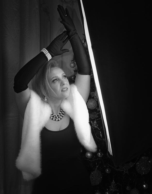 В фотостудии - Магомед .