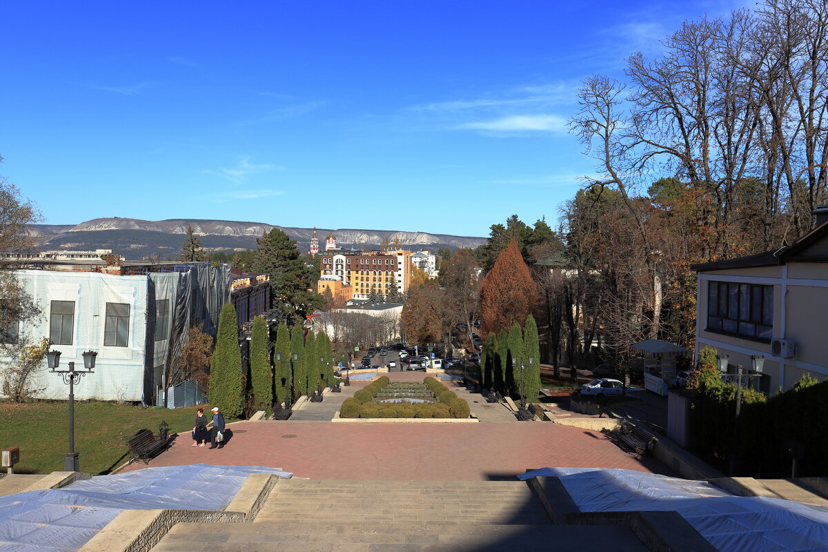 Кисловодск.Вид с каскадной лестницы. - Александр Николаев