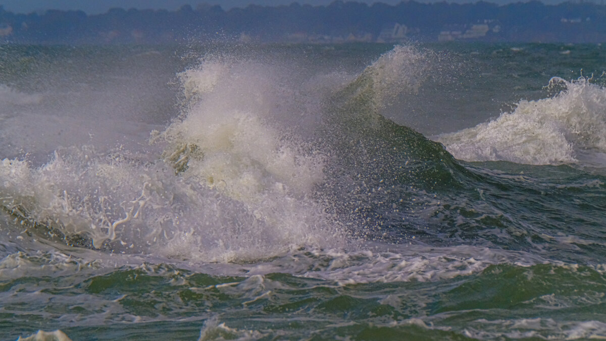 Осторожно, шторм !!!! - Георгий А