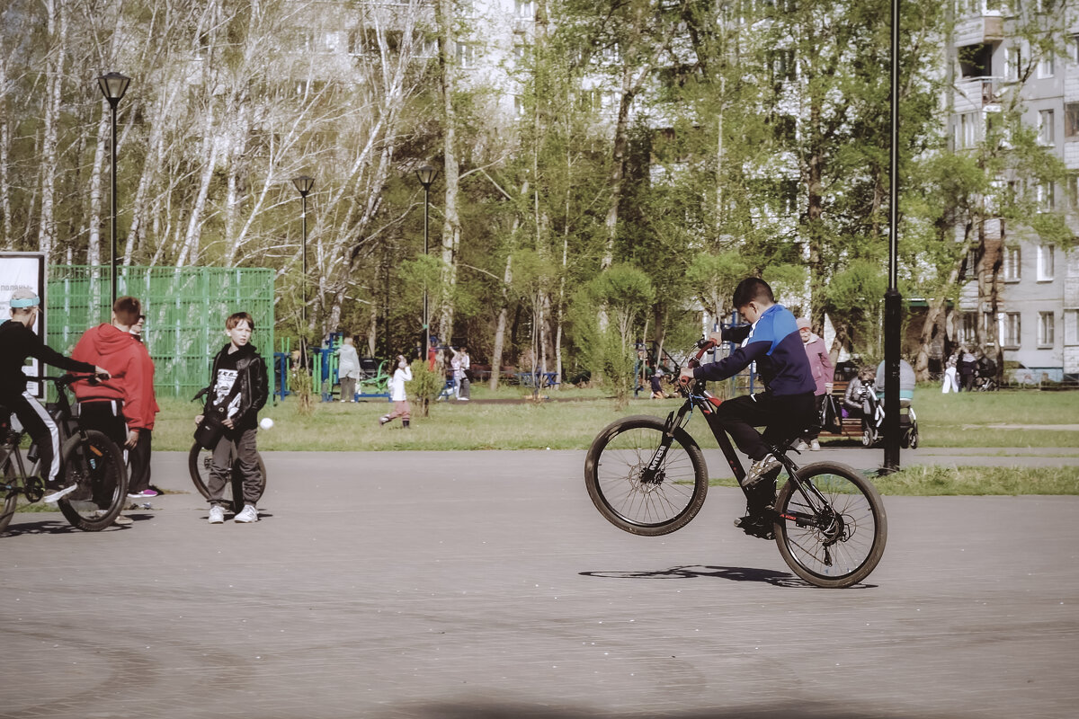 Вело-джигитовка - Сергей Царёв