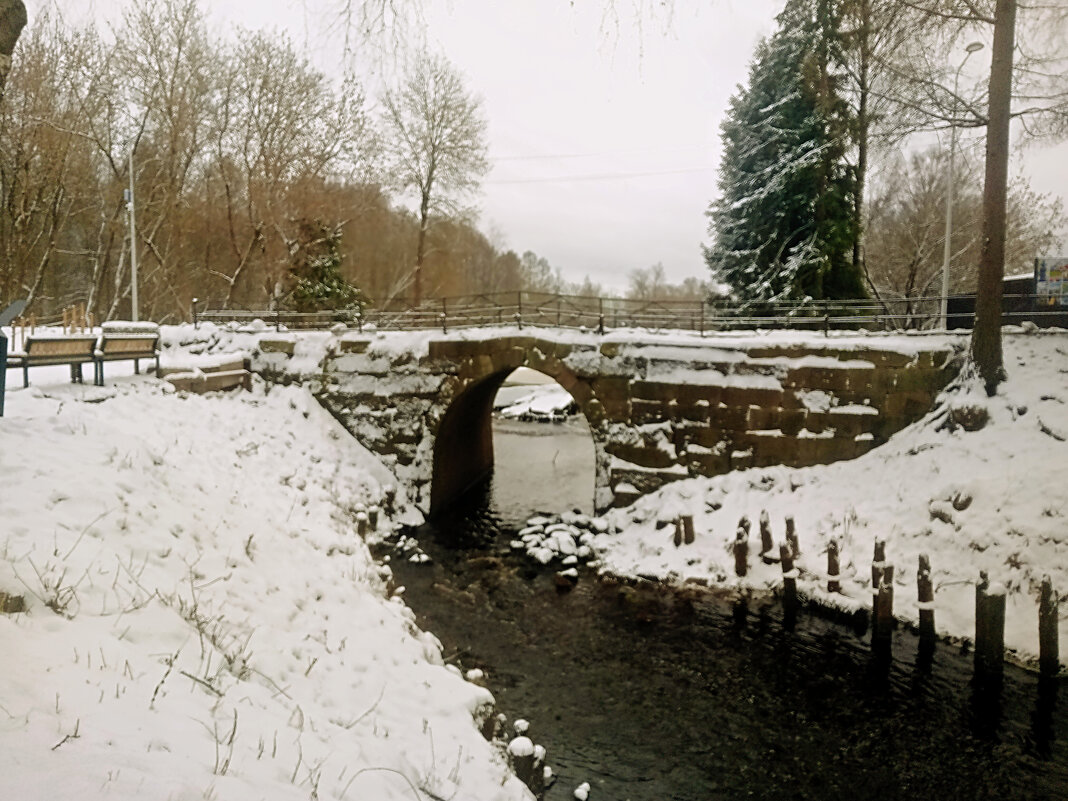 Гранитный мост - Сергей Кочнев