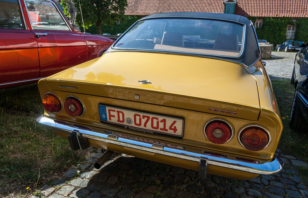 Opel Manta A 1970 - Олег Зак