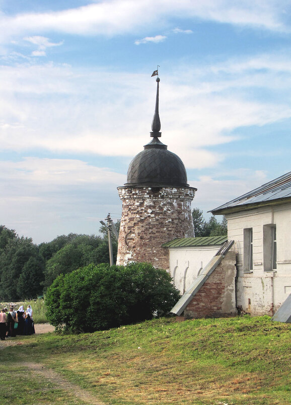 Угловая башня монастыря - Александр Ильчевский 
