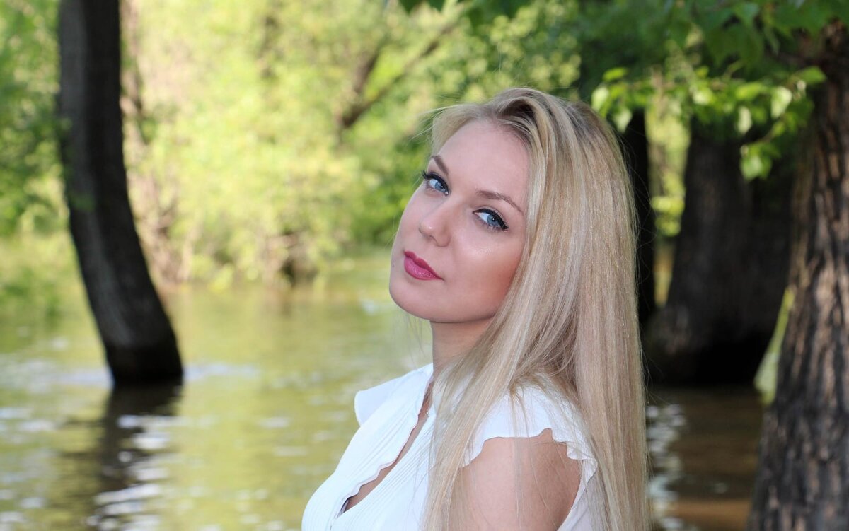 Юлия - Олегъ Петрович