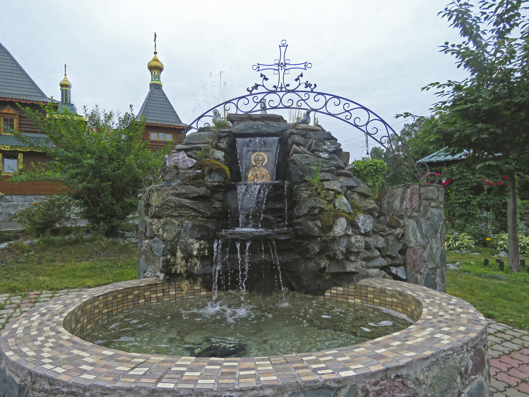 У храма святителя Николая. - ИРЭН@ .