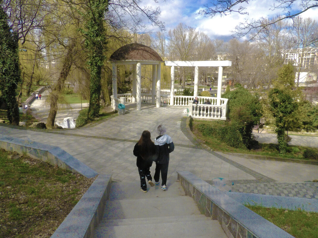 Ротонда - Валентин Семчишин