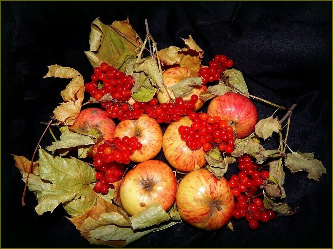 Осенний натюрморт ... - Валентина Надсон