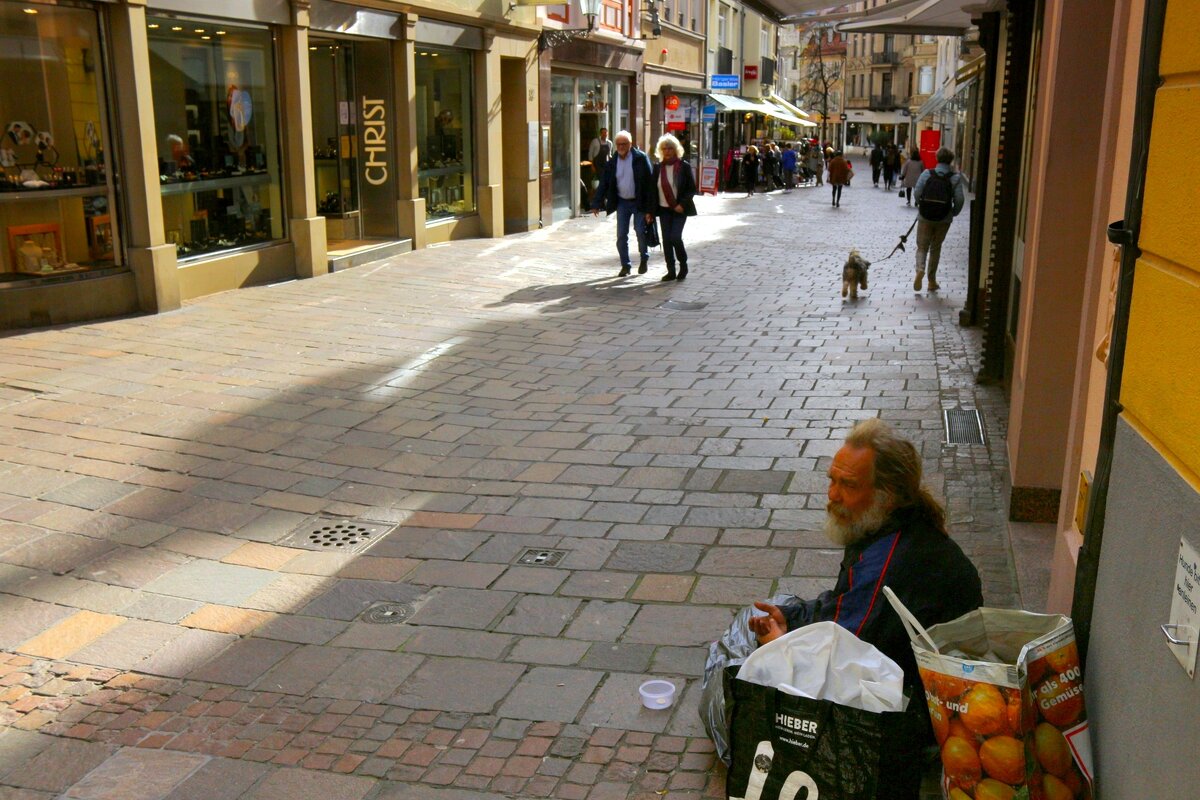 Утро в городе - Юрий. Шмаков