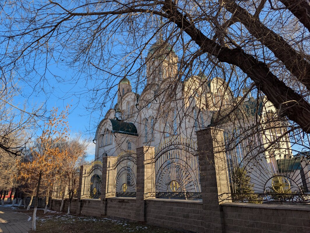 Троицкий храм в Караганде. - Андрей Хлопонин