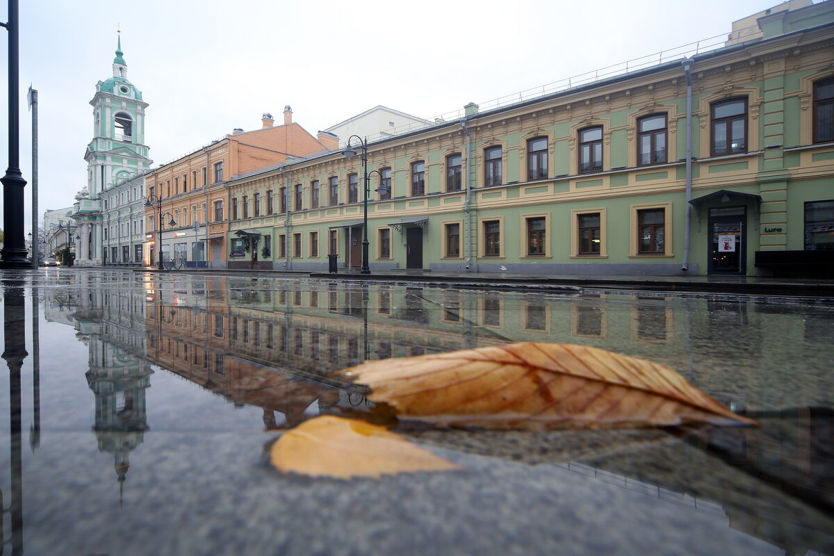 Пятницкая улица - Михаил Бибичков
