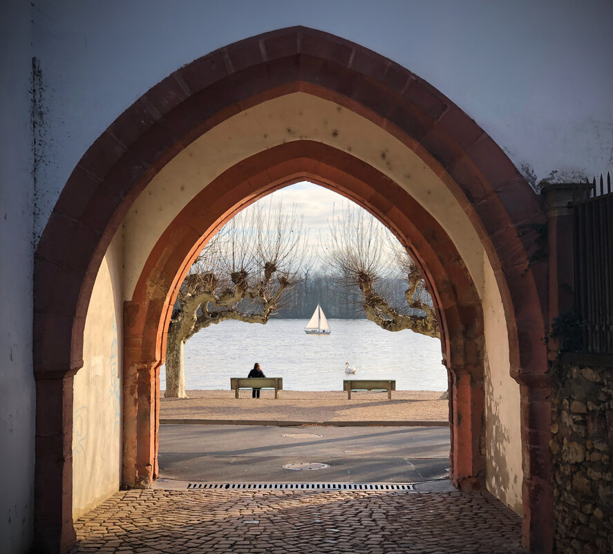 *** - Вадим Вайс