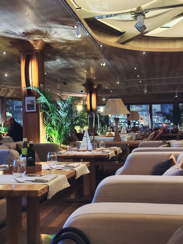 Ресторан "Чайка" - Андрей Город