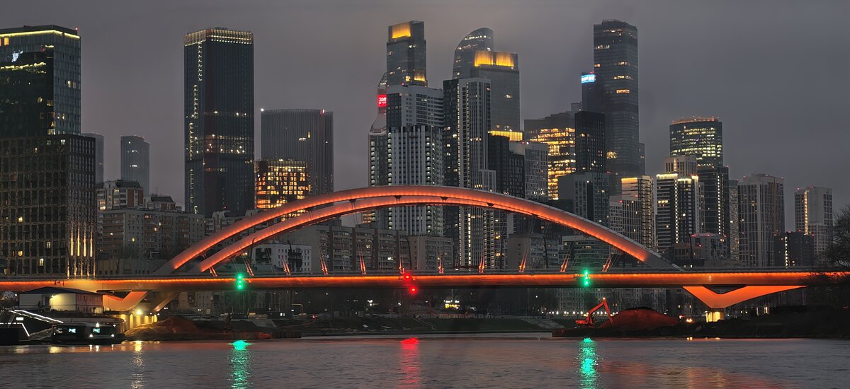 Утренняя Москва с борта речного трамвайчика по маршруту Киевский - Фили - <<< Наташа >>> Утренняя Москва с борта речного трамвайчика по маршруту Киевский - Фили - <<< Наташа >>>