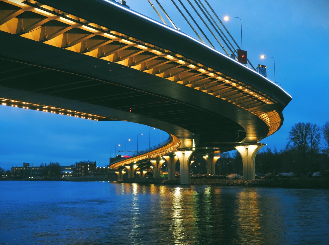 Мост Бетанкура - Магомед . Мост Бетанкура - Магомед .