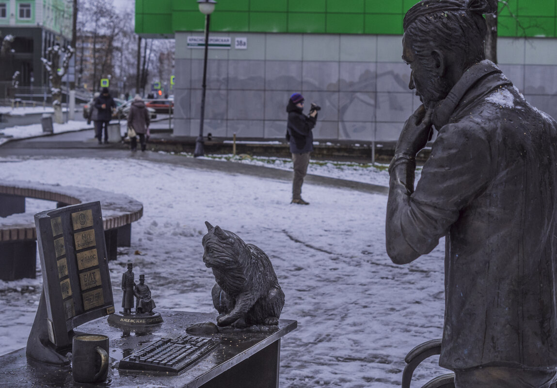 Мой город - ЗИМА, ДЕКАБРЬ - Владимир Максимов Мой город - ЗИМА, ДЕКАБРЬ - Владимир Максимов