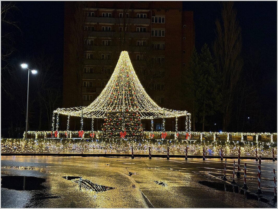 Предпраздничное настроение. Ёлка - Валерия Комова Предпраздничное настроение. Ёлка - Валерия Комова