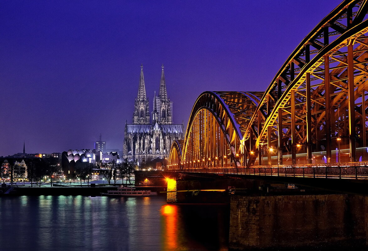 Кёльнский Собор. - Николай Рубцов Кёльнский Собор. - Николай Рубцов