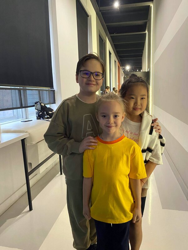 Знакомимся на ходу . - Мила Бовкун