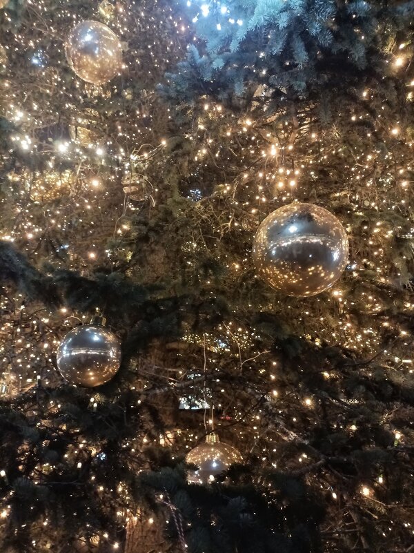 Шарики и блеск Рождественской елки - Veera V Шарики и блеск Рождественской елки - Veera V