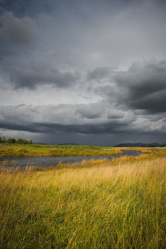 Гроза - юрий Амосов Гроза - юрий Амосов