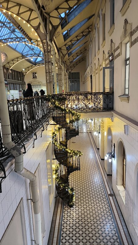 Витебский вокзал принарядился к празднику! - Ольга Витебский вокзал принарядился к празднику! - Ольга