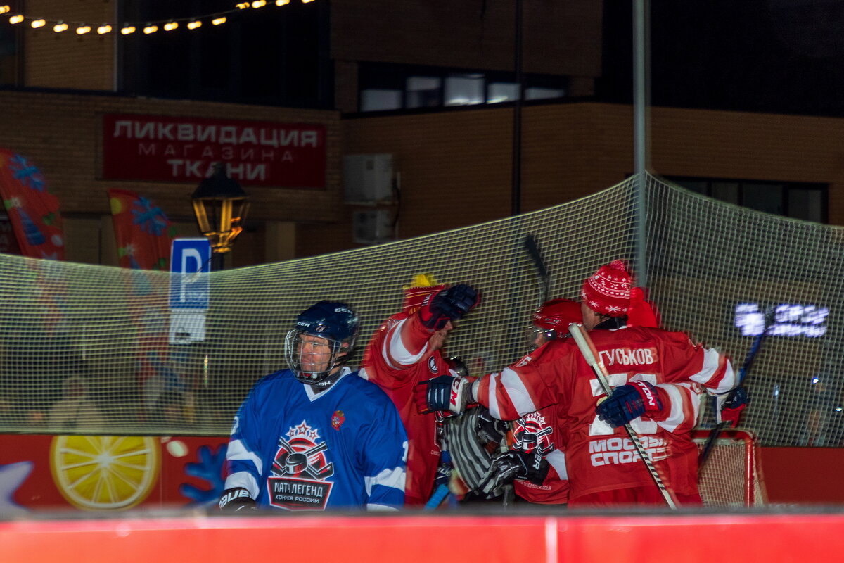 1 минута. 0-1 не в нашу пользу. - Анатолий. Chesnavik.