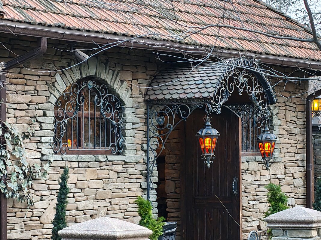 Кузнечное подворье в парке Лога - Константин Снежин