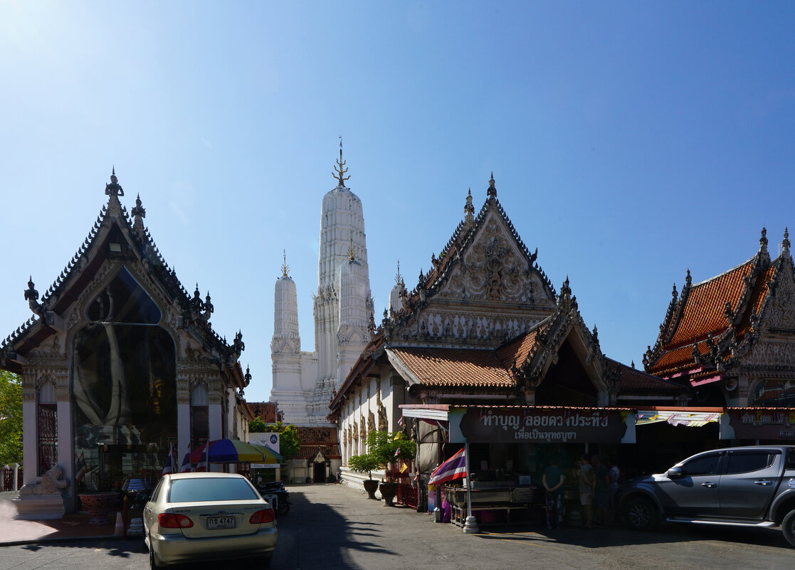 Храм Ват Махатхат Воравиан , г. Пхетчабури, Таиланд - Иван Литвинов Храм Ват Махатхат Воравиан , г. Пхетчабури, Таиланд - Иван Литвинов
