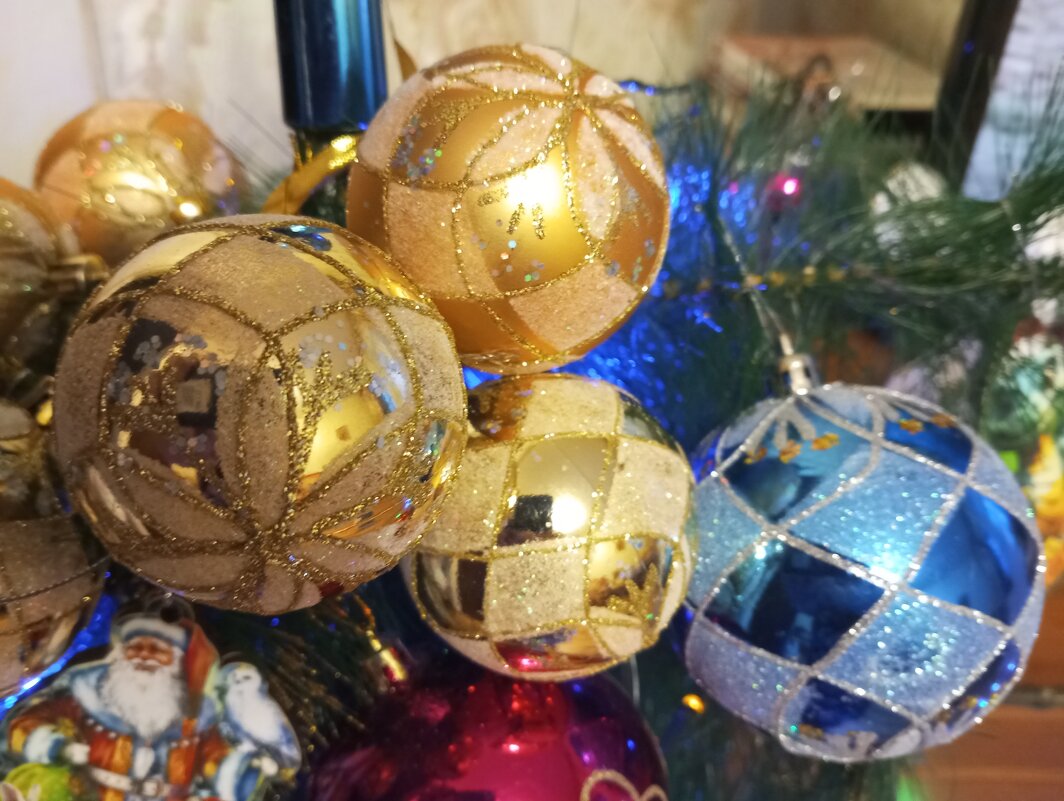 Новогодние шары - Елена Семигина Новогодние шары - Елена Семигина