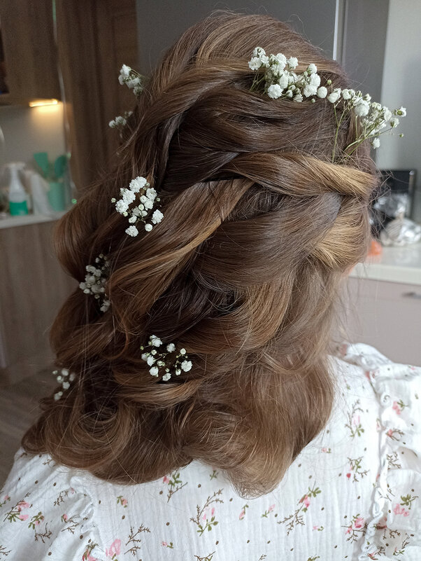 Моя внучка Лиза с красивой причёской. - Лилия * Моя внучка Лиза с красивой причёской. - Лилия *