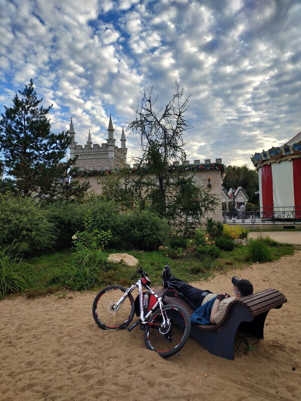 Из жизни отдыхающих - Андрей Лукьянов Из жизни отдыхающих - Андрей Лукьянов