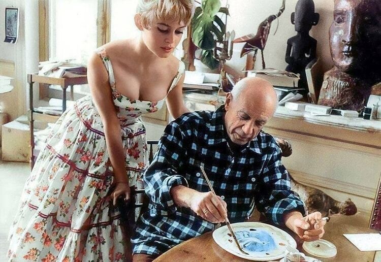 Брижит Бардо в гостях у Пикассо... - Валерий Кокорев Брижит Бардо в гостях у Пикассо... - Валерий Кокорев