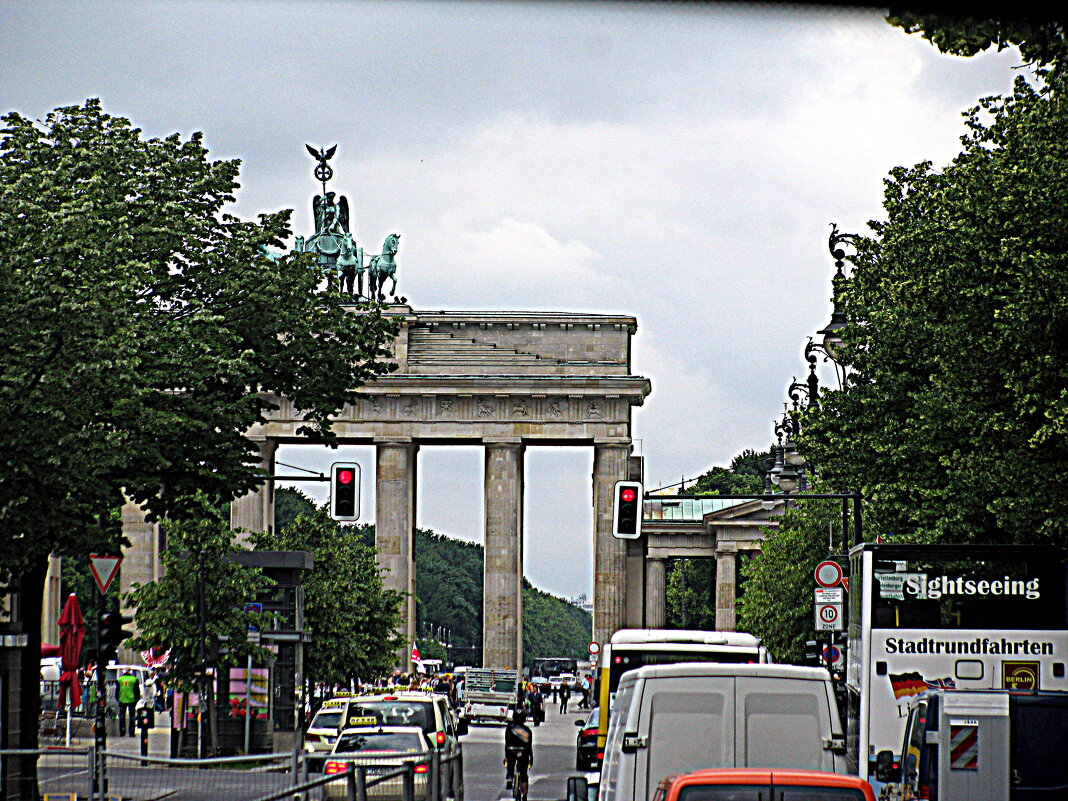 Берлин. - Владимир Драгунский Берлин. - Владимир Драгунский