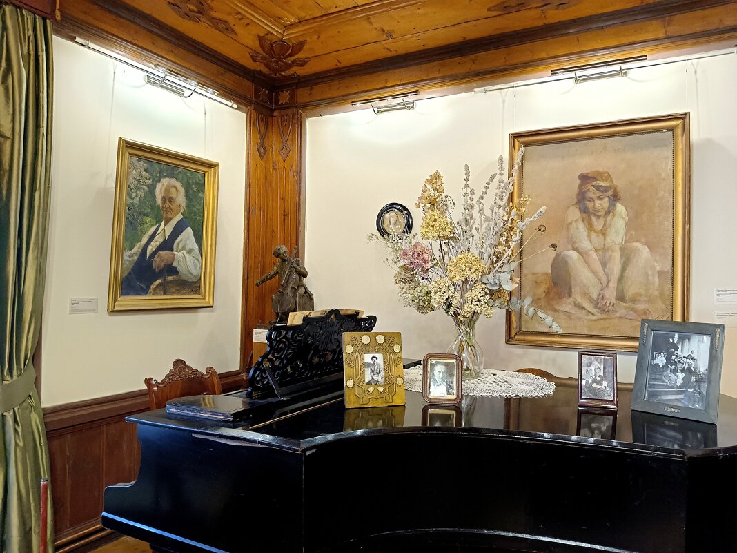 У рояля - Мария Васильева