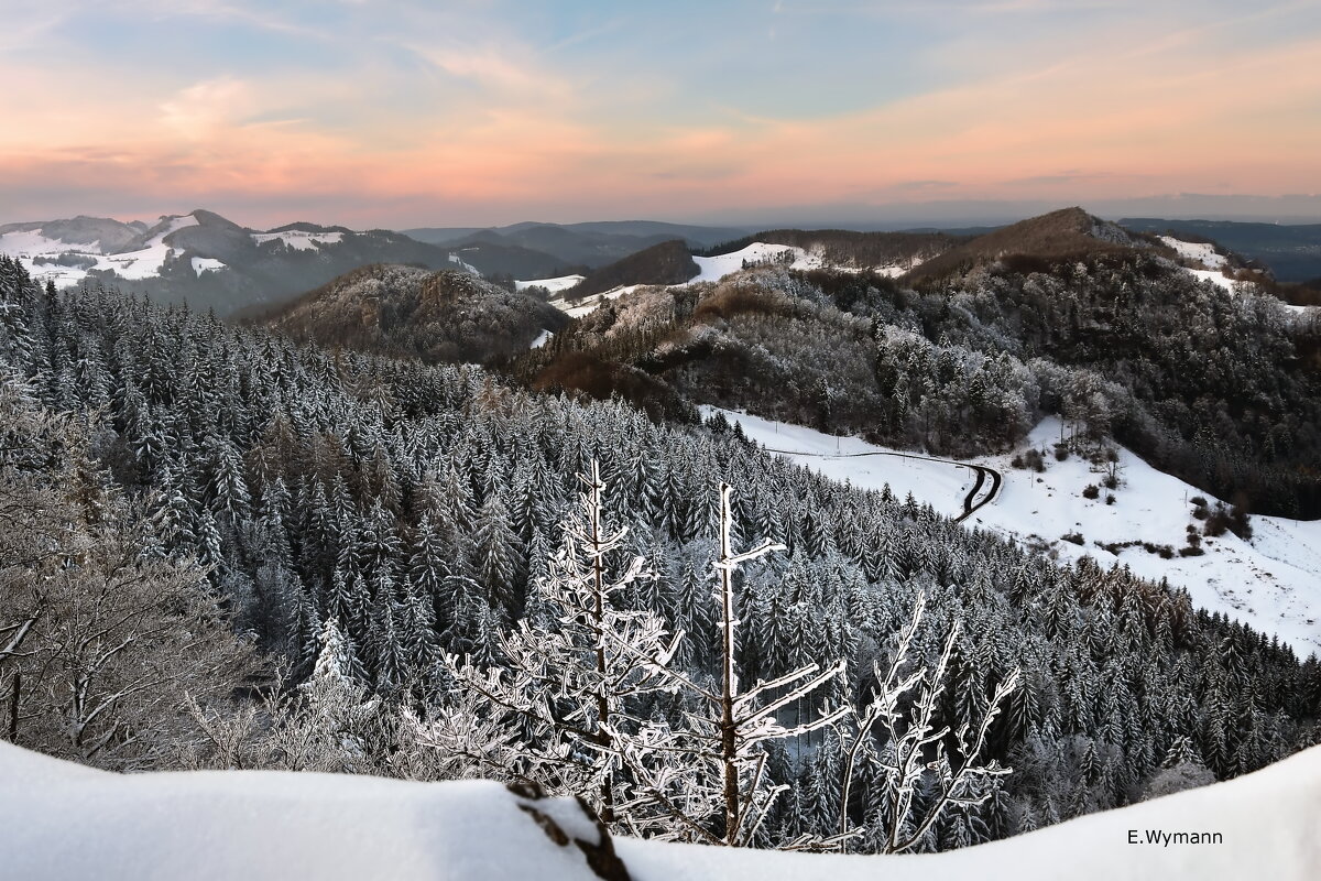 Berge Jura - Elena Wymann