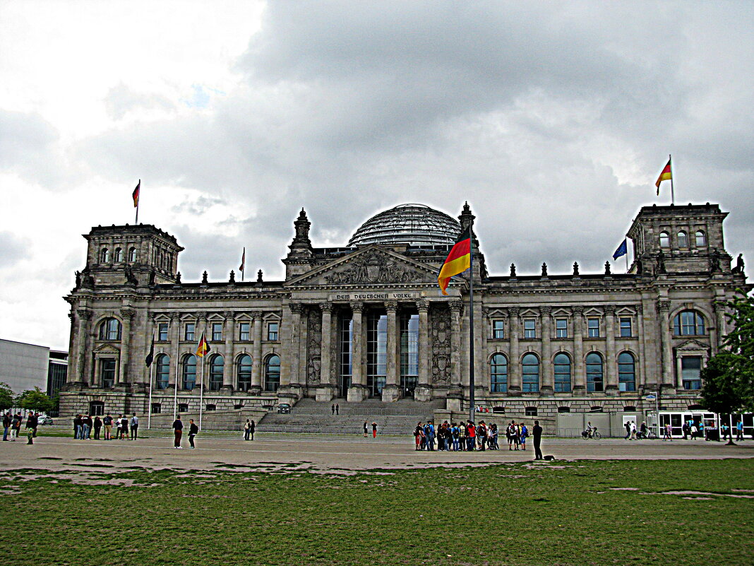 Берлин. Рейхстаг. - Владимир Драгунский Берлин. Рейхстаг. - Владимир Драгунский