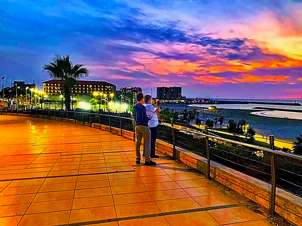 Я   У   МОРЯ - Анатолий Малобродский