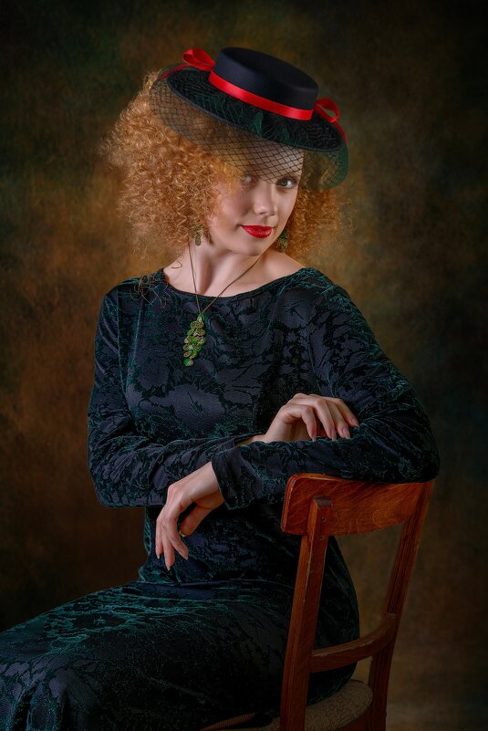 Девушка в шляпе. - Владимир Крышковец