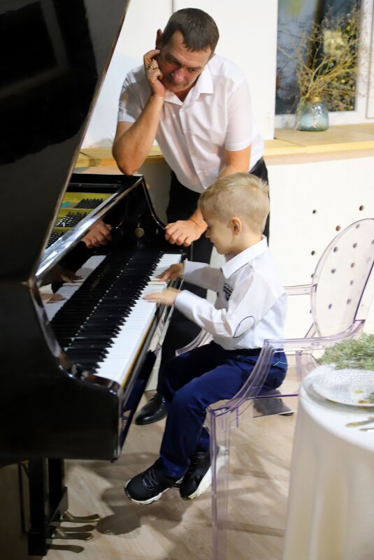 TS - Андрей Л. В.