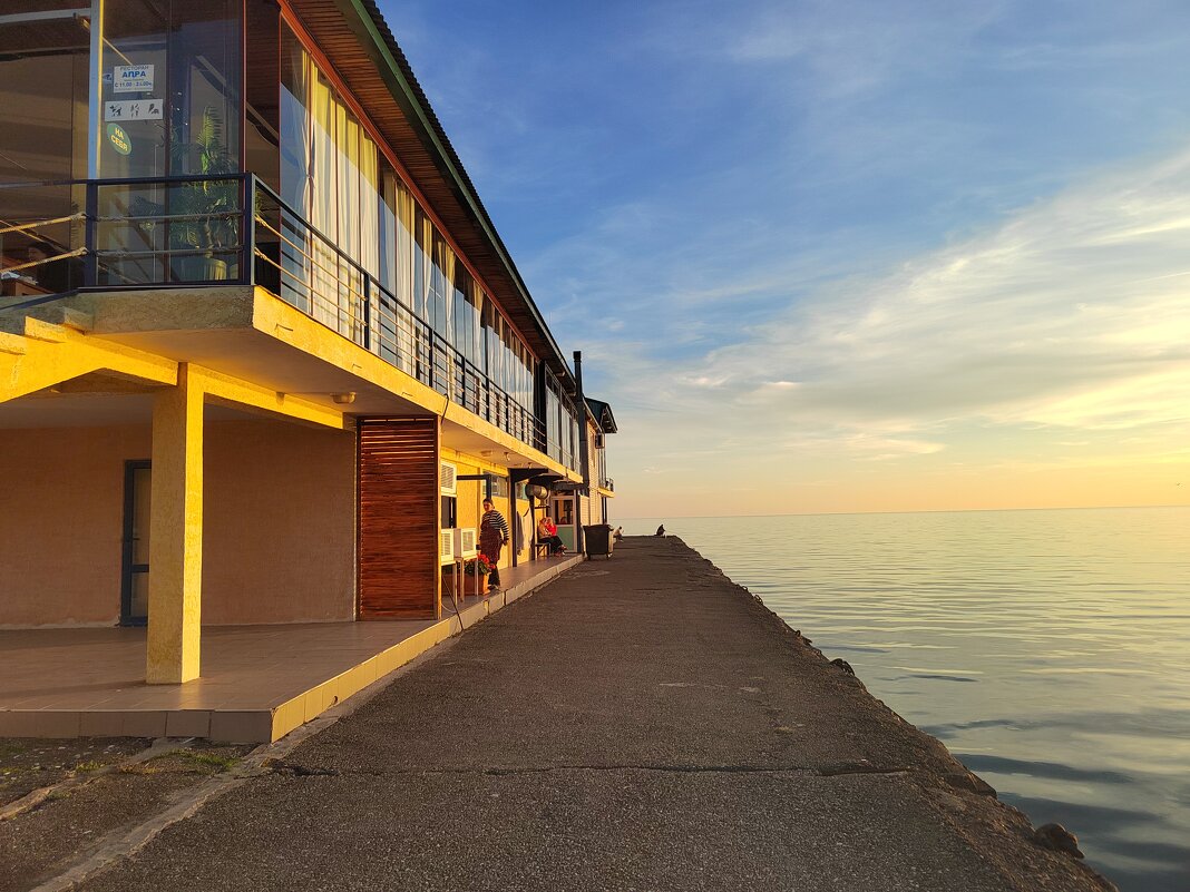 Сухум, море - Фотогруппа Весна Сухум, море - Фотогруппа Весна