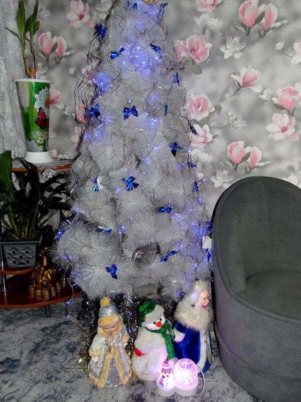 Ёлки бывают разные. - nadyasilyuk Вознюк