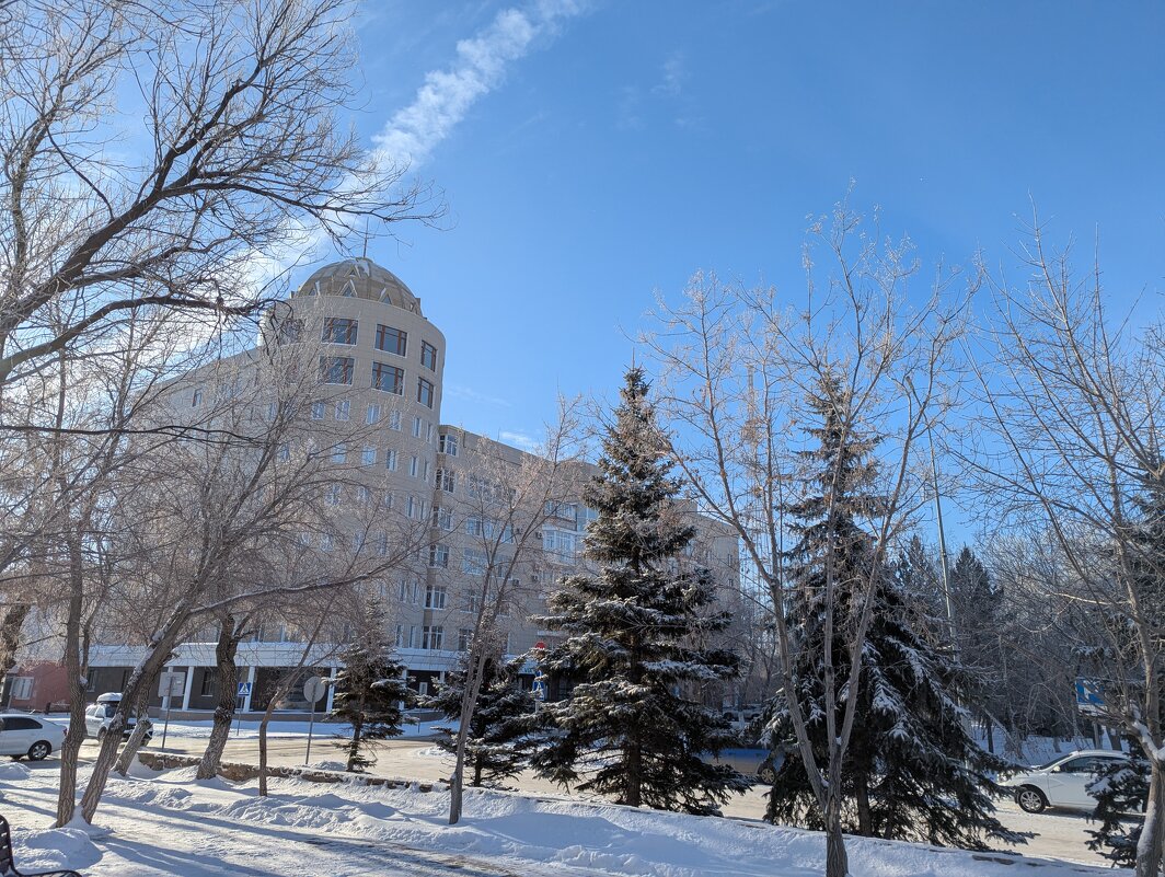 Утро города - Андрей Хлопонин