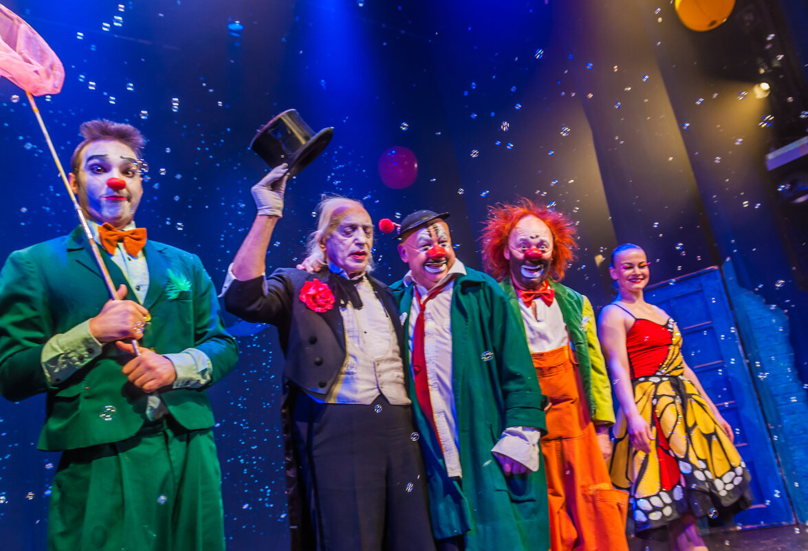 Лицедеи - Олег Загорулько