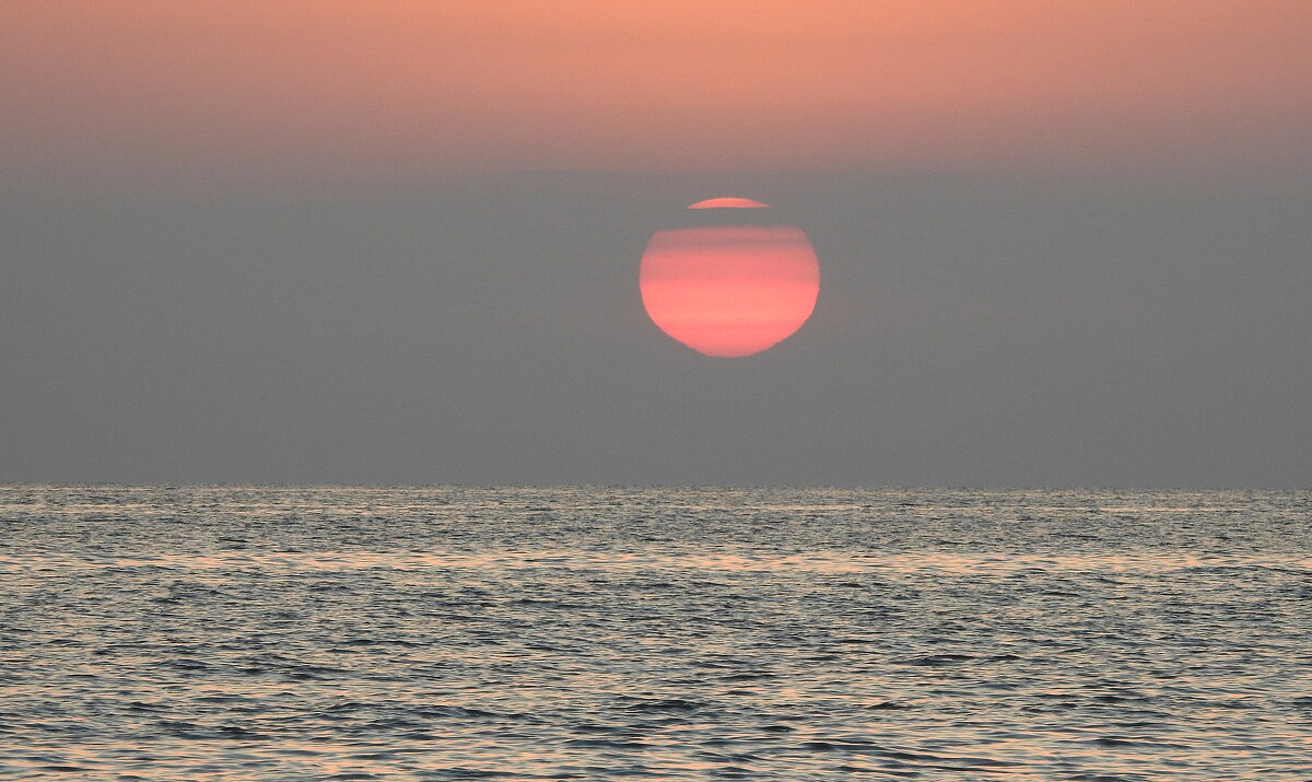 ...закат...безмятежность... - Александр Герасенков