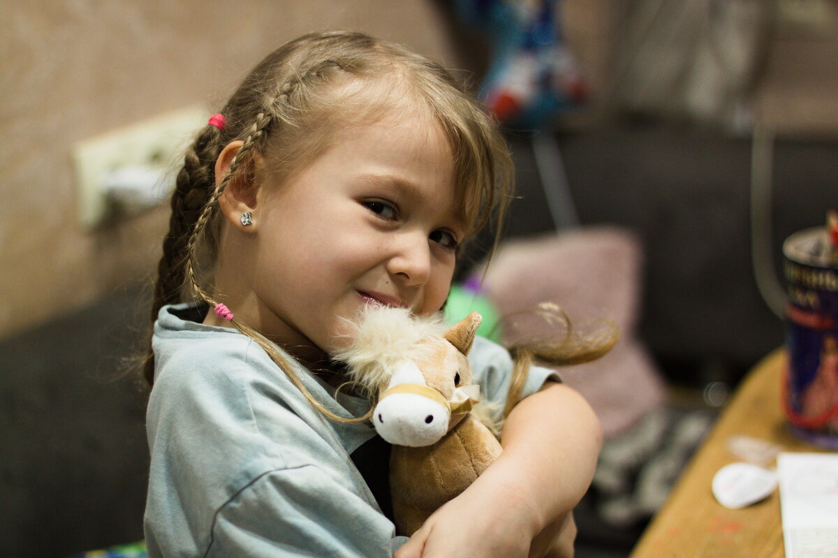 Я люблю свою лошадку, причешу ей шерстку гладко... - Артём 