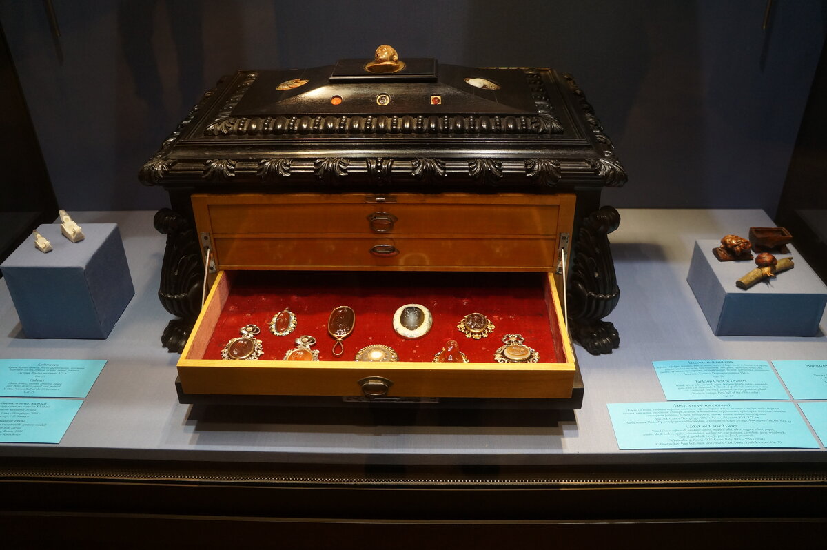 Тайны и красота. Европейские настольные кабинеты XVI - XIX веков. - zavitok *