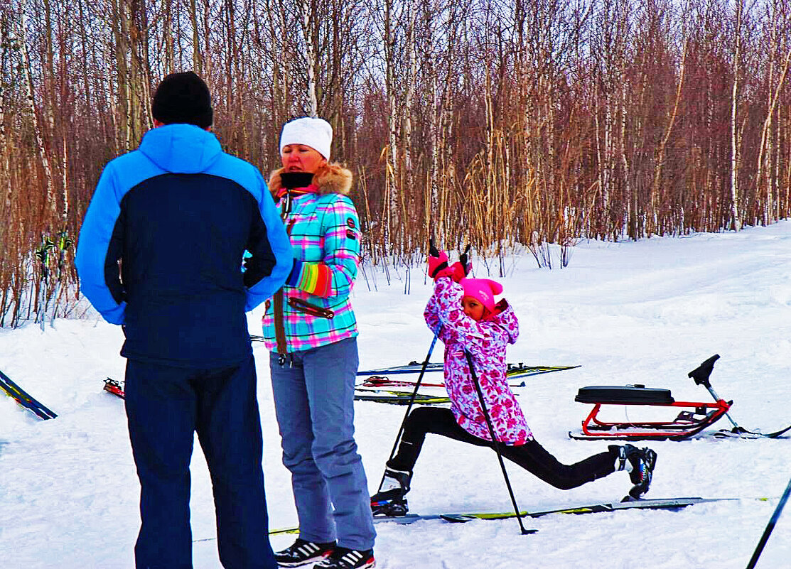 На лыжне,..Детская спортивная разминка! - Владимир 