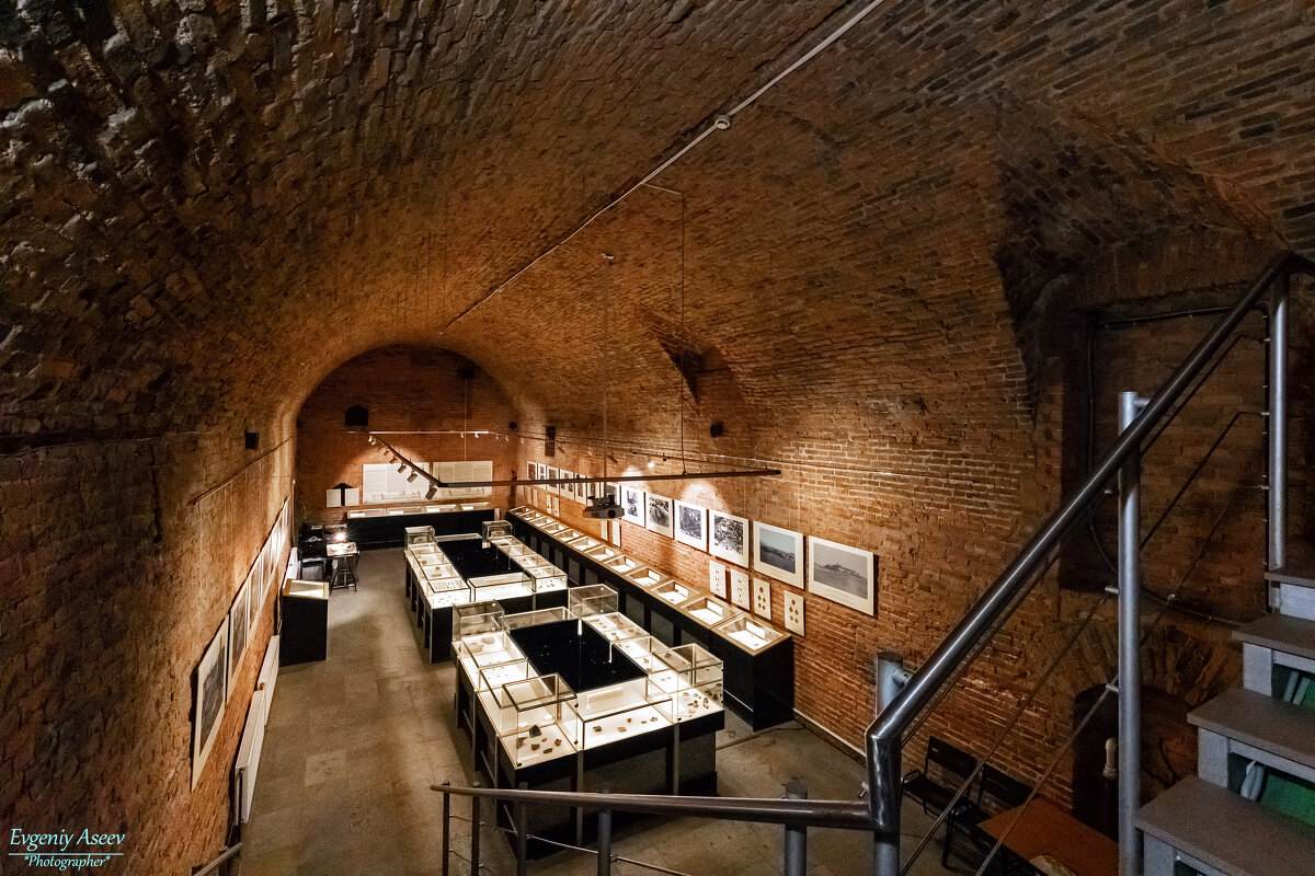 В подземельях Петропавловки - Евгений 