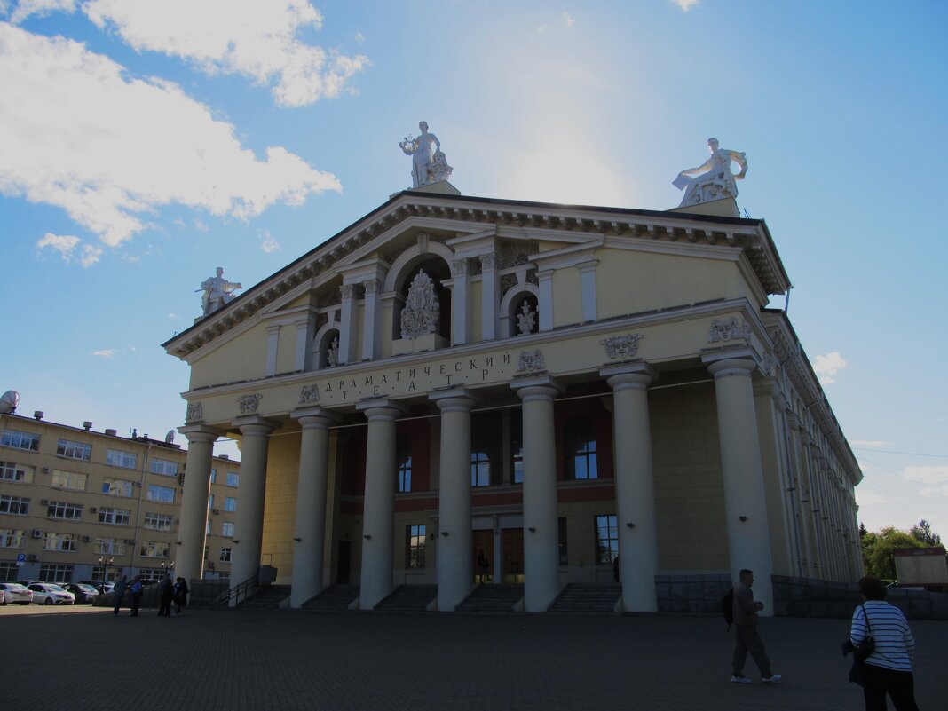 театр - Елена Шаламова