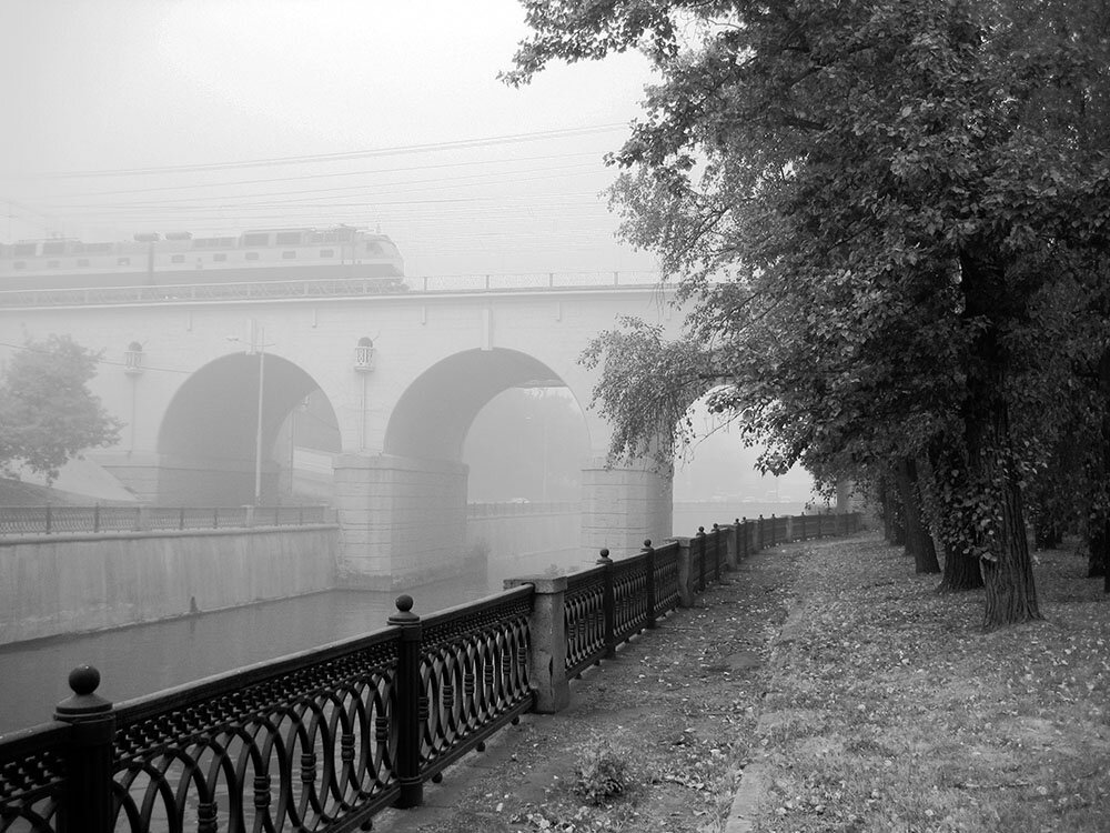 Утренний поезд. - Борис Бутцев